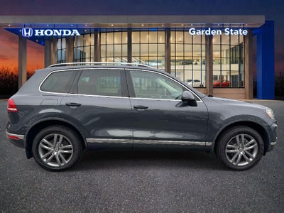 2016 Volkswagen Touareg V6 TDI Sport